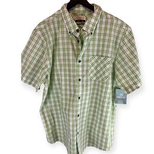 Magellan Outdoors Green Men’s Casual Button Down Shirt size XL. NWT